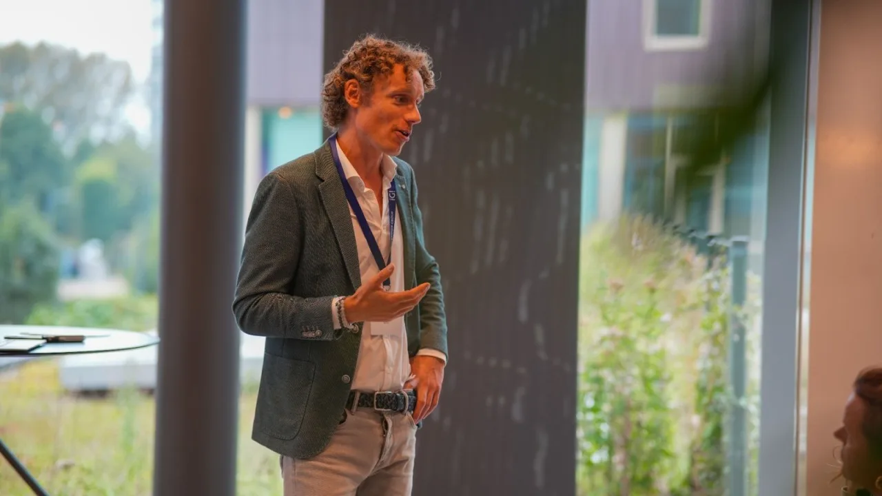 De fout die ik blijf maken: Luisteren voordat je deelt